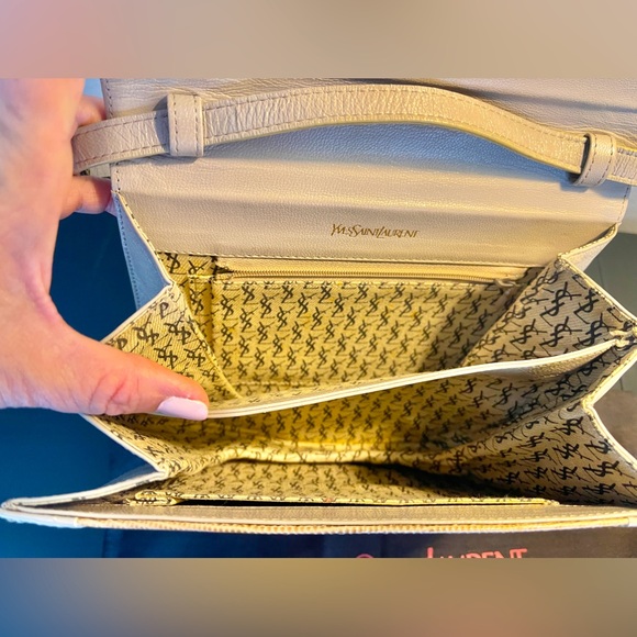 Yves Saint Laurent Leather Shoulder Bag & dust bag - Picture 4 of 13